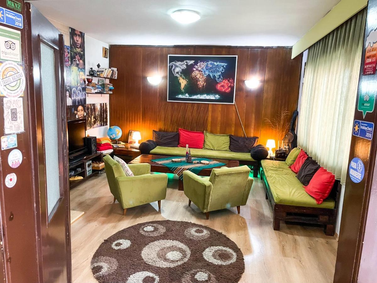 Hi Skopje Hostel Bagian luar foto