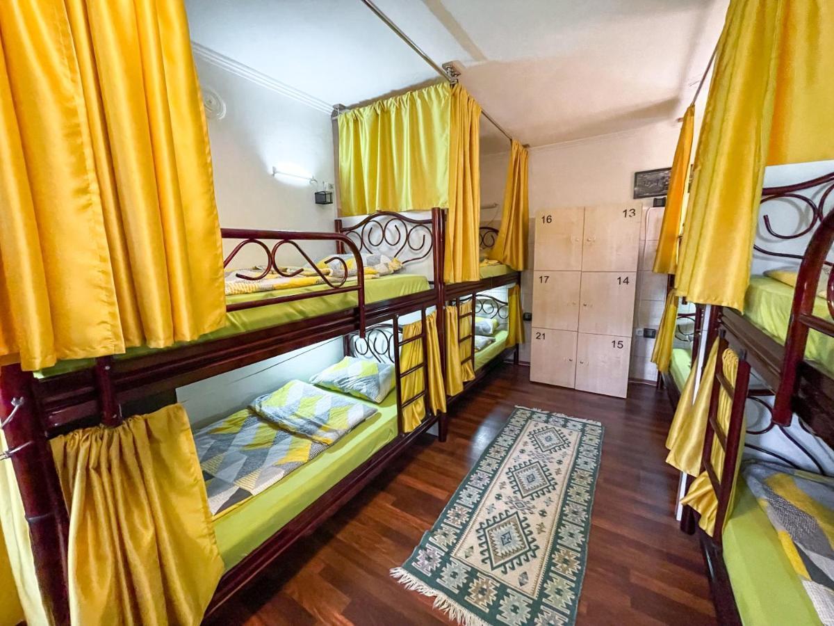 Hi Skopje Hostel Bagian luar foto