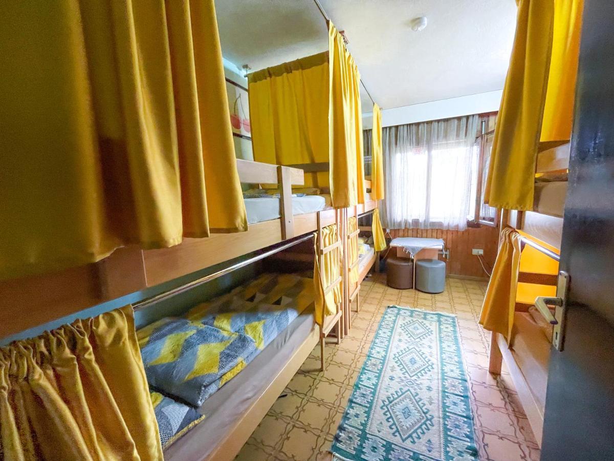 Hi Skopje Hostel Bagian luar foto
